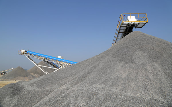 <b>為了緩解砂石供需矛盾,河南政府帶頭推廣機制砂應用！</b>
