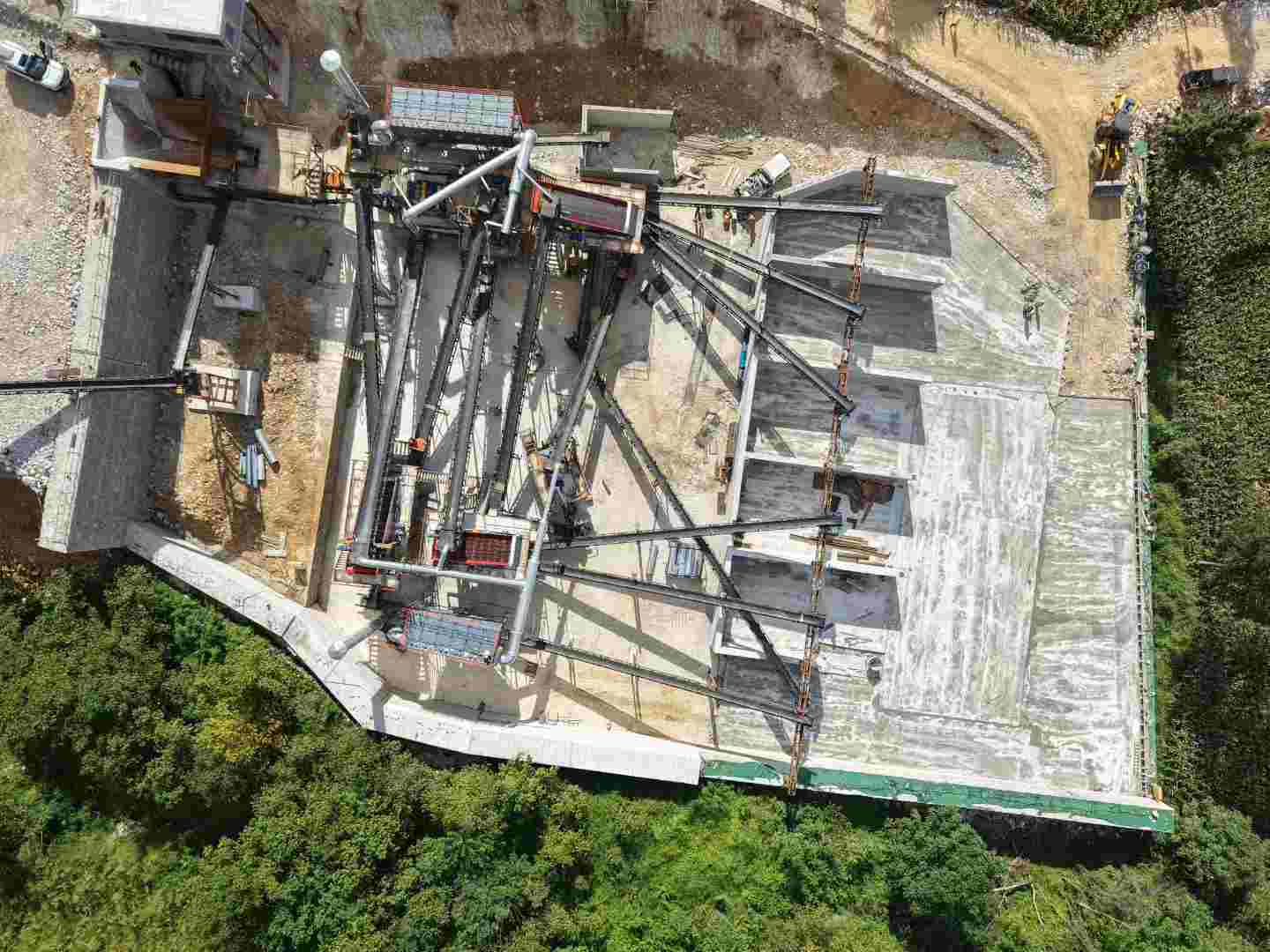 【獨(dú)家揭秘】2025年建筑垃圾處理黑科技：全套生產(chǎn)線(xiàn)方案配置攻略，投資必